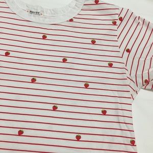 Cute Strawberry Top🍓🍓🍓